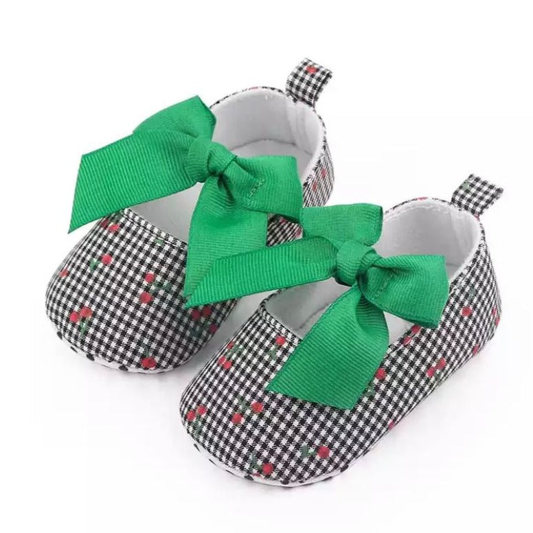 Zapatos cerezas moño🍒